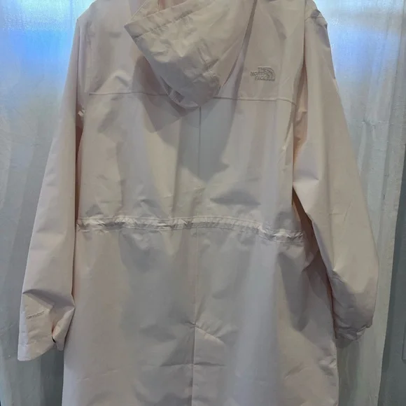 The North Face Women's Cream/White.  Woodmont Rain Parka Sz XXL Winter NEW - Picture 6 of 10